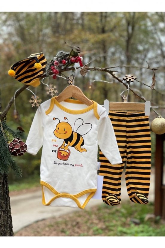 set 3 piese pentru bebeluși-body-panataloni cu boteșei-căciulă ALBINUȚA