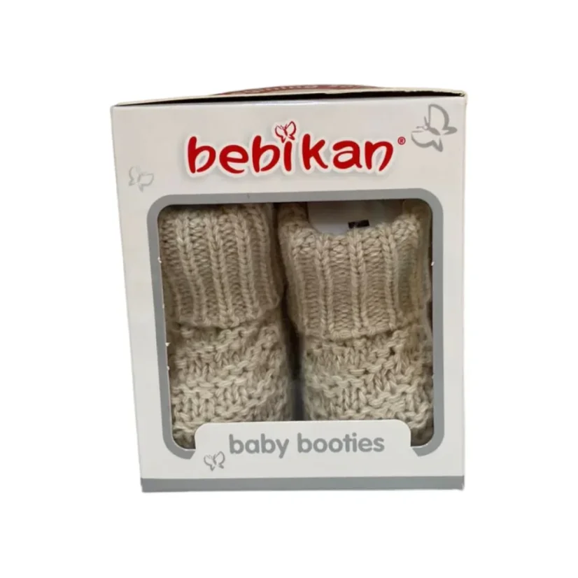 Pletené capáčky se vzorem béžové