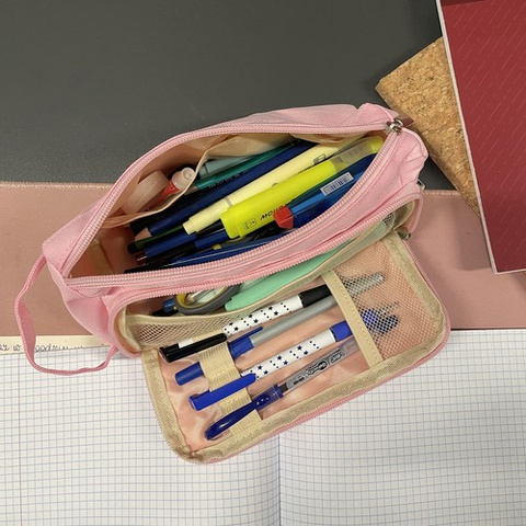 Astuccio scolastico rosa a due scomparti