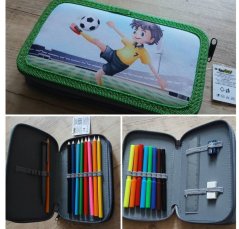 Dvoupatrový penál s výbavou Fotbal