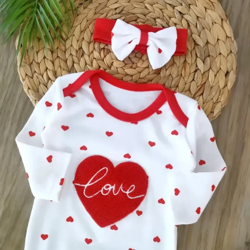 3dílná dětská souprava Heart– body, kalhoty a čelenka