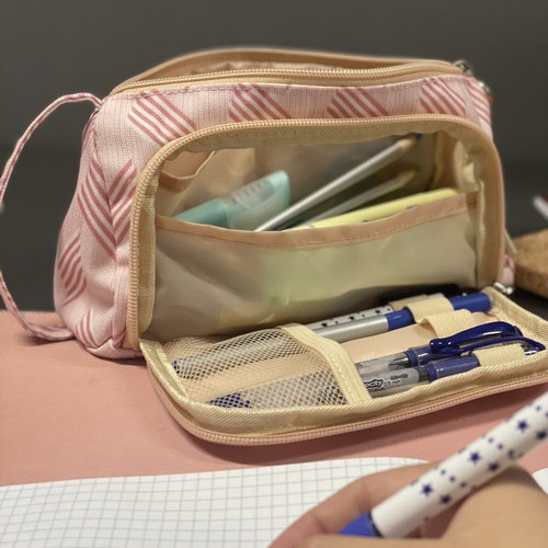 Astuccio rosa doppio scomparto con motivo