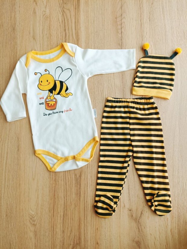 set 3 piese pentru bebeluși-body-panataloni cu boteșei-căciulă ALBINUȚA